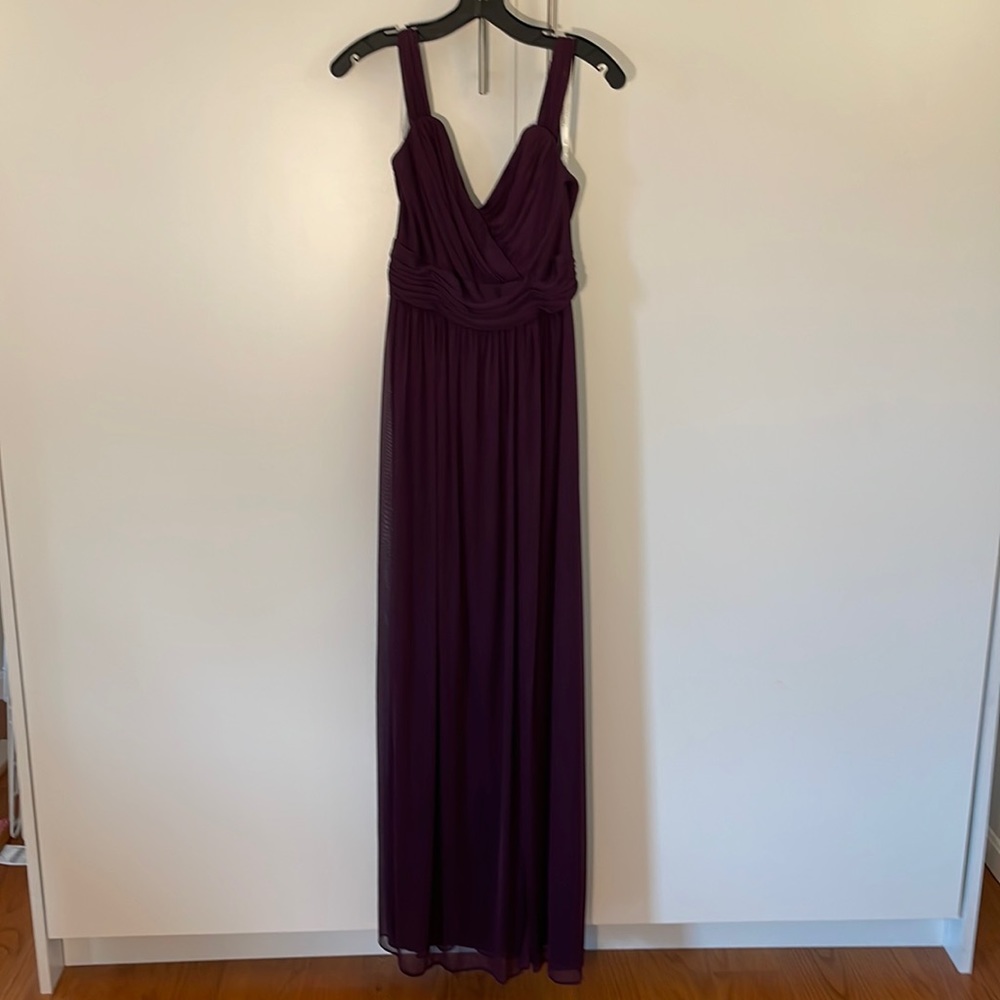 David’s Bridal Size 6 Plum Bridesmaid Dress - Picture 2 of 7